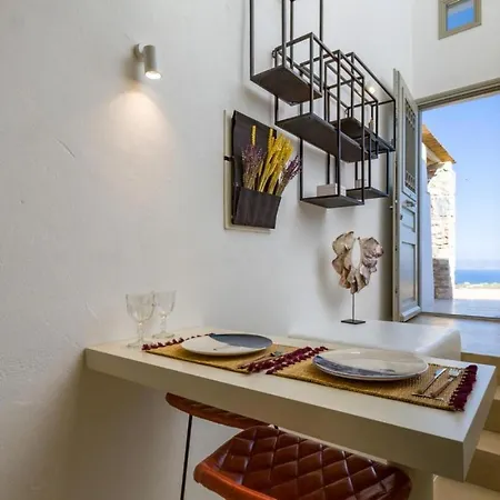 Thita Estate With Private Pool